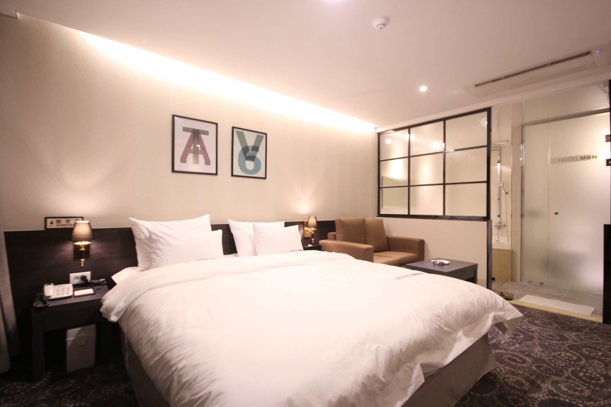 Mbn Hotel Чханвон Экстерьер фото