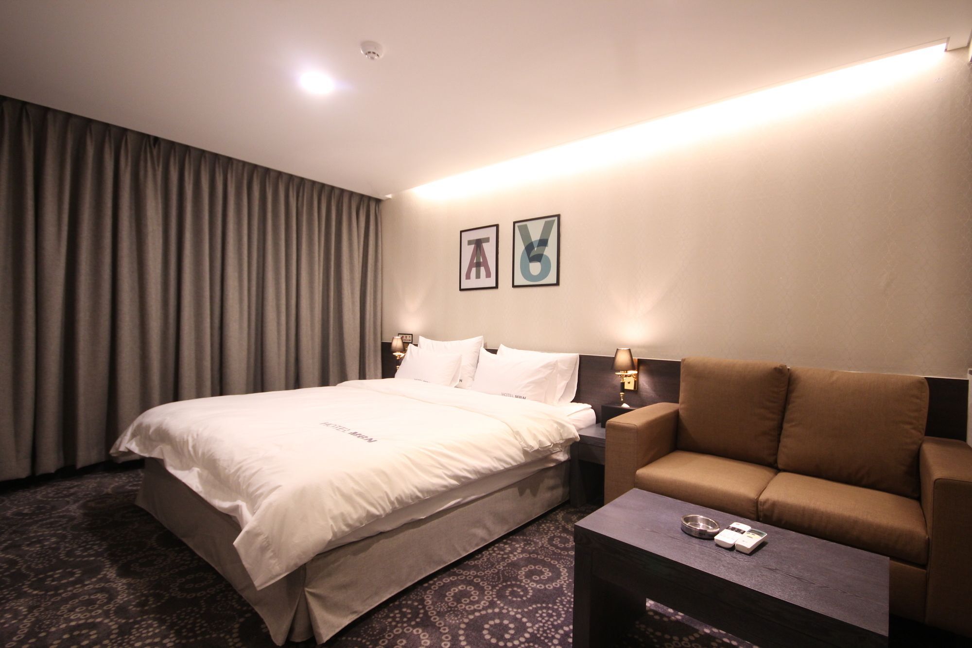 Mbn Hotel Чханвон Экстерьер фото