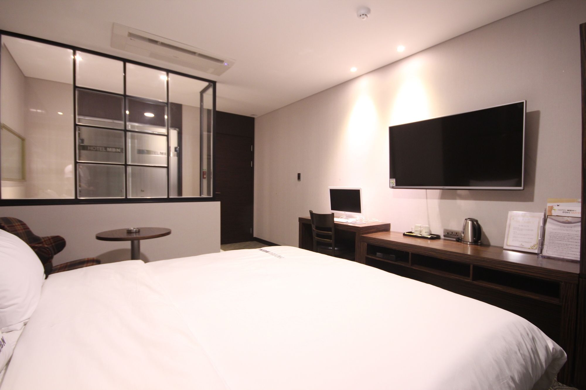 Mbn Hotel Чханвон Экстерьер фото