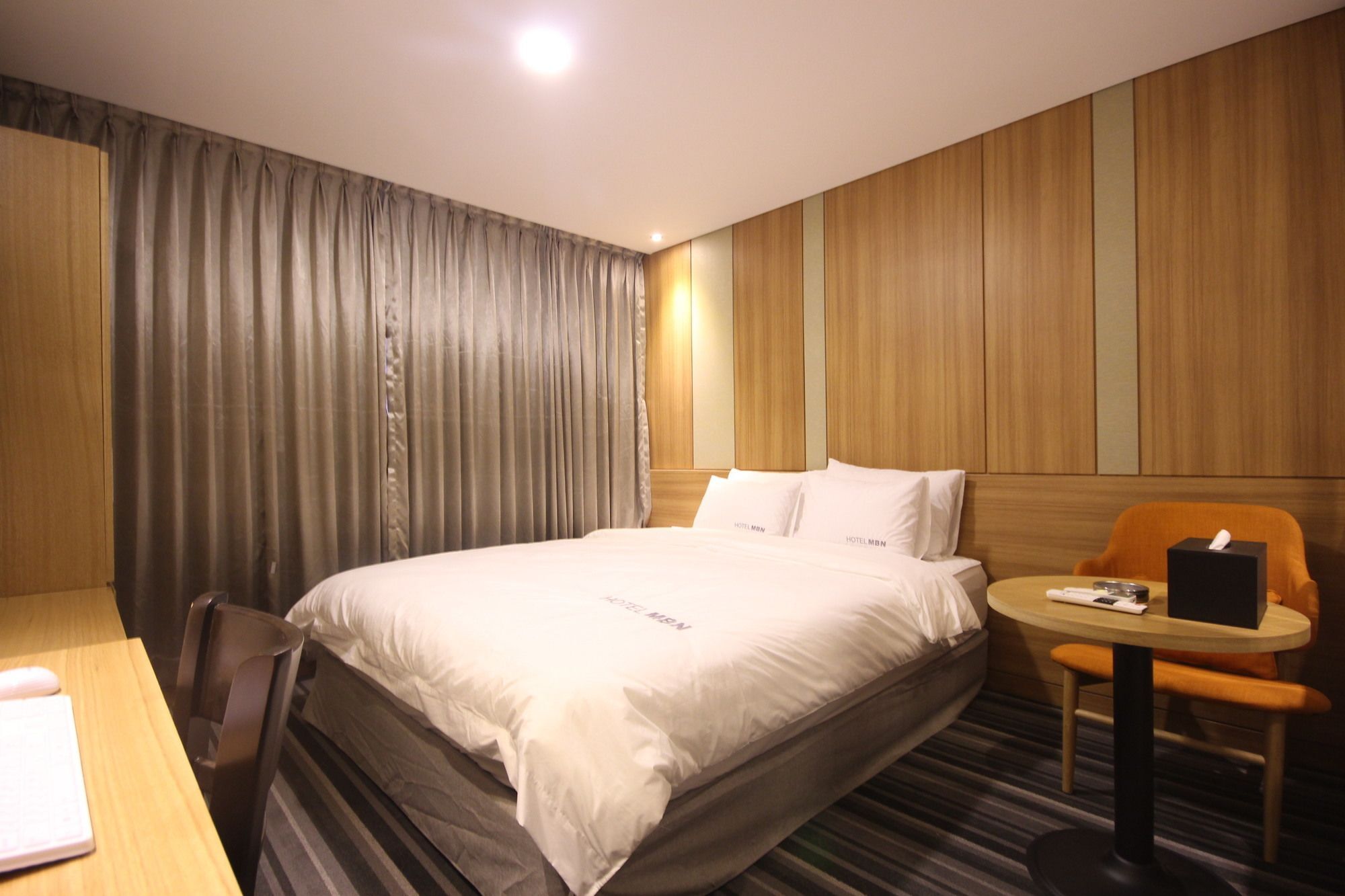 Mbn Hotel Чханвон Экстерьер фото